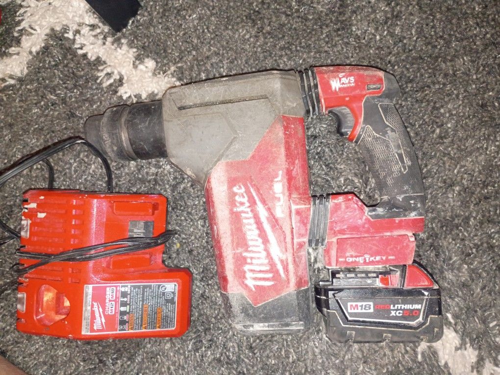 Milwaukee Fuel M18 Sds Plus Rotary Hammer With 5.0 Battery And Charger Asking 200$