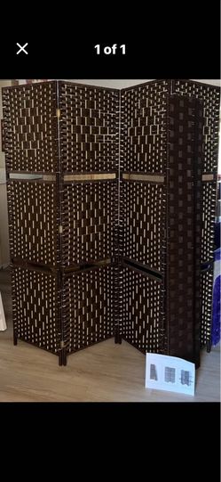 BROWN 4 PANEL XWIDE ROOM DIVIDER WITH 2 SHELVES - NEW