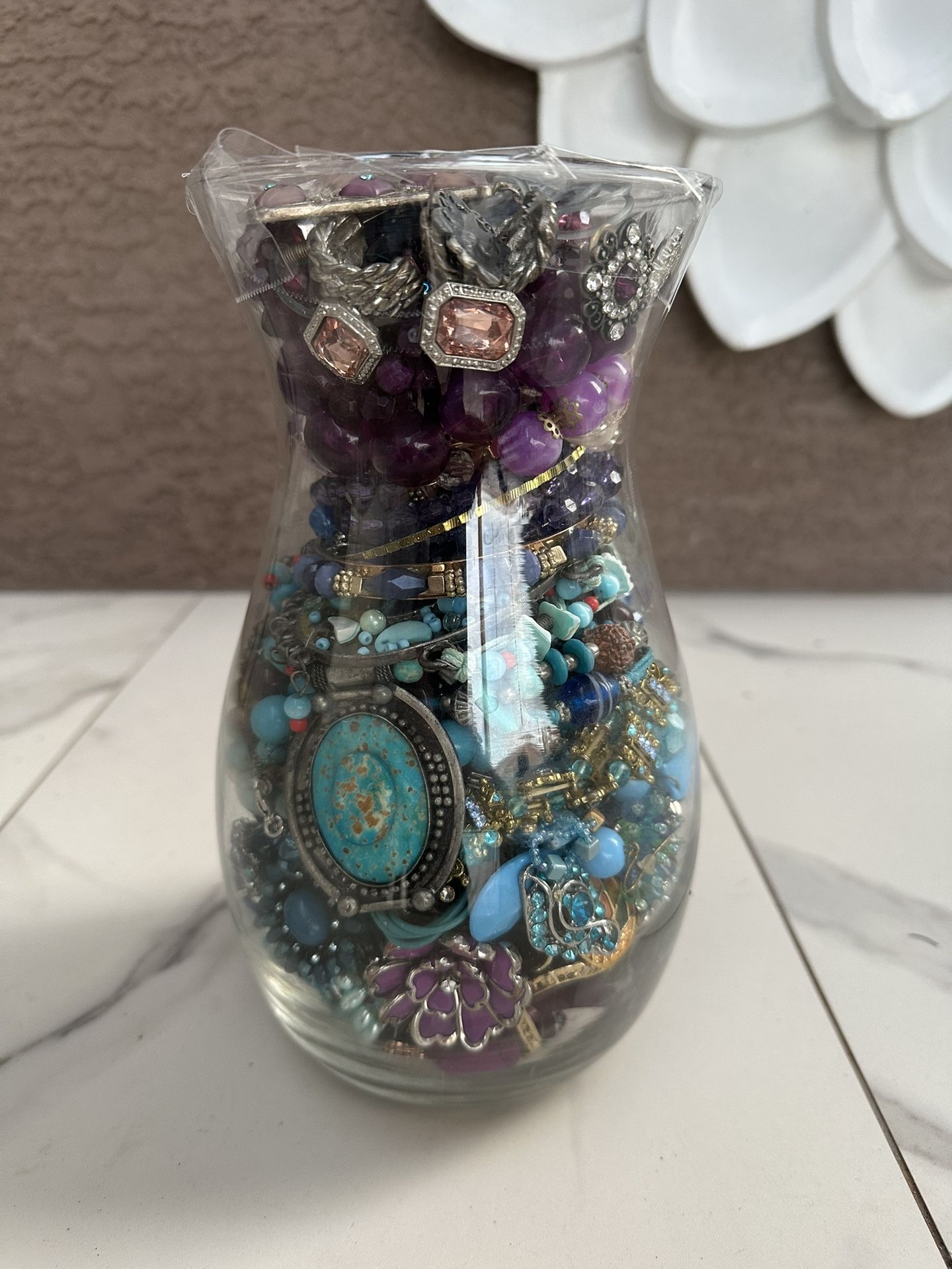 Mystery Jewelry Jar Necklaces Beads Bracelets Bangles Pendants Watches Huge Collection