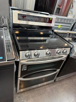 ⭐✬Brand New LG and Samsung Stoves Starts From $499 And Up✬✬ 
