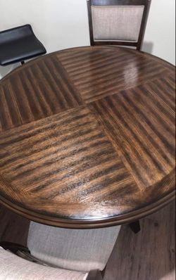 Brookgate brown cherry 5 pc round dining set deals