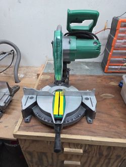 Metabo HPT C10FCGS 10-Inch Compound Miter Saw
