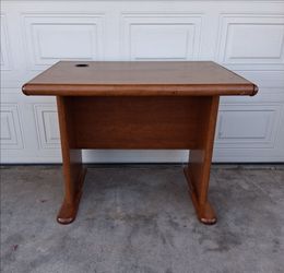 Sturdy Desk