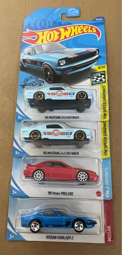 Hot Wheels 4-card lot