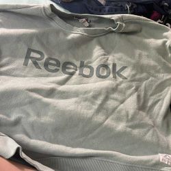 Reebok Size Medium 