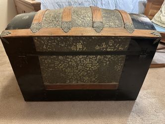 Antique Steamer Camelback Trunk