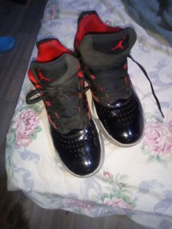Jordans Stay Loyal size 10s