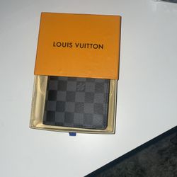 Louis Vuitton Wallet 