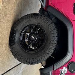 35 In Tires Nitto Ridge Grappler