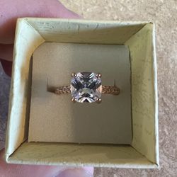 Rose Gold Ring (Size 8)
