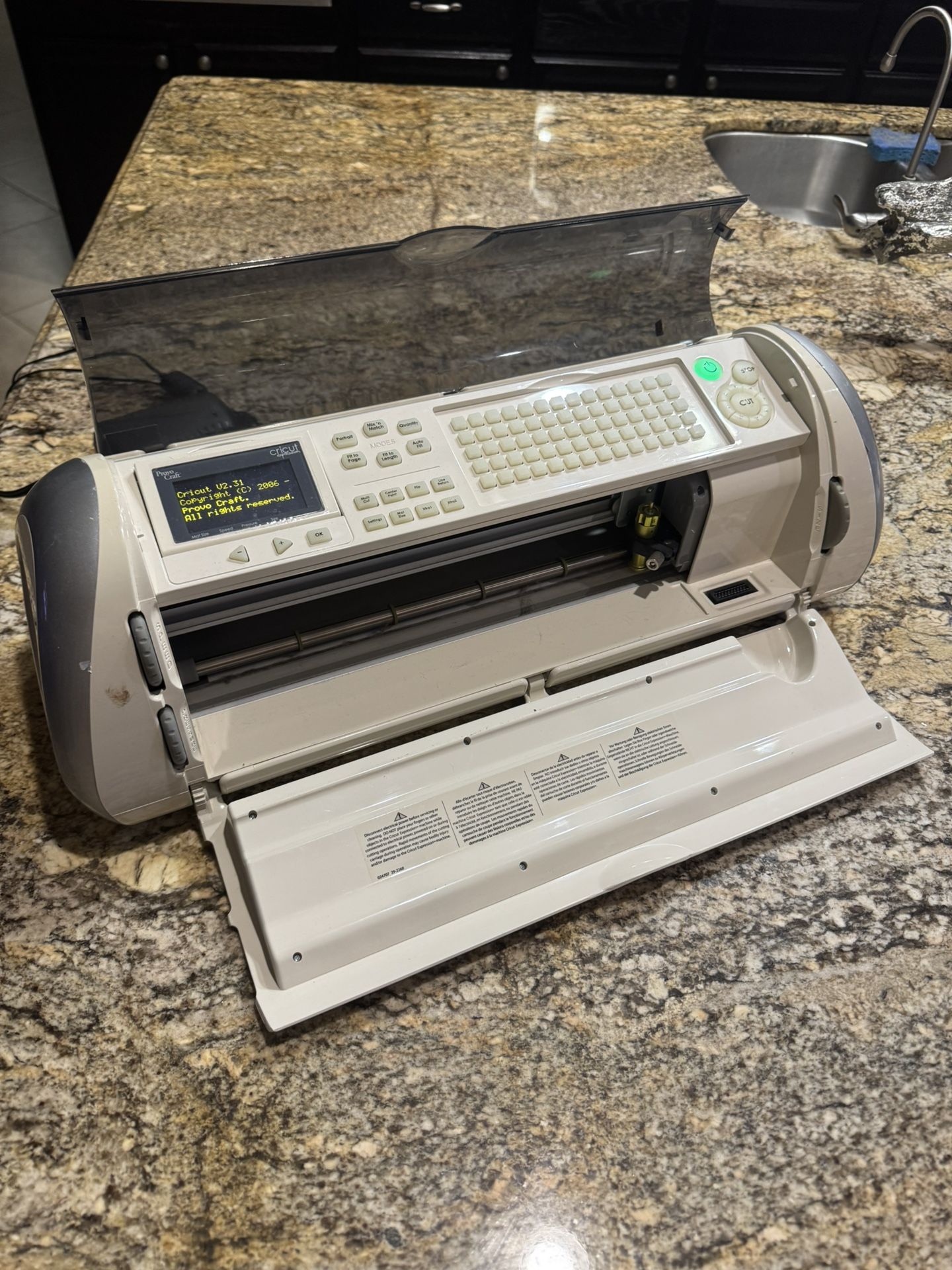 Cricut Expression CREX001 Electronic Cutting Machine