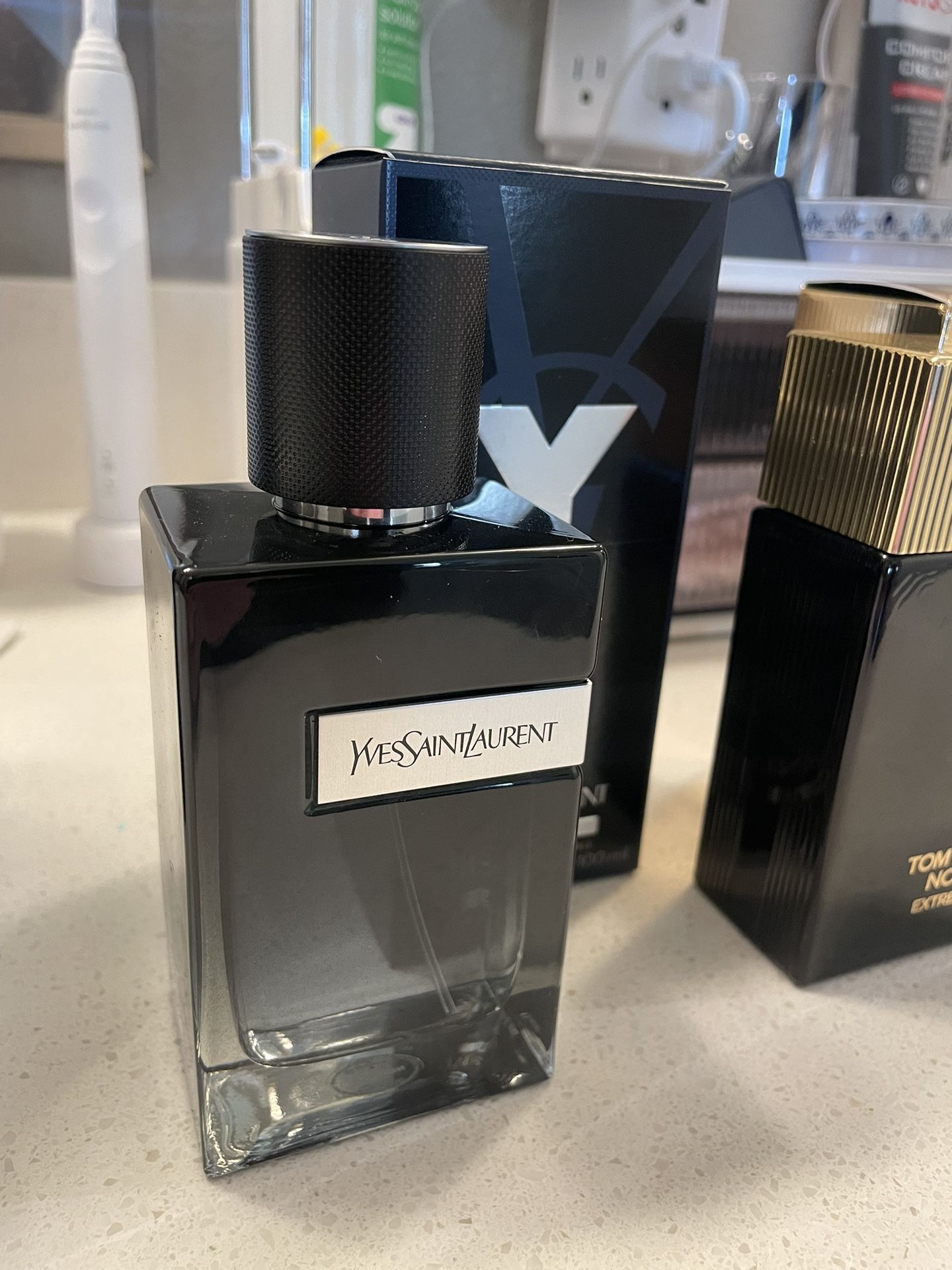 YSL Y Eau De Parfum - 95% Full Bottle W/ Box
