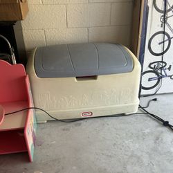 Little Yikes Toy Box 