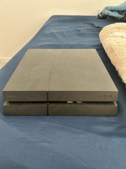 Sony PlayStation 4 Console