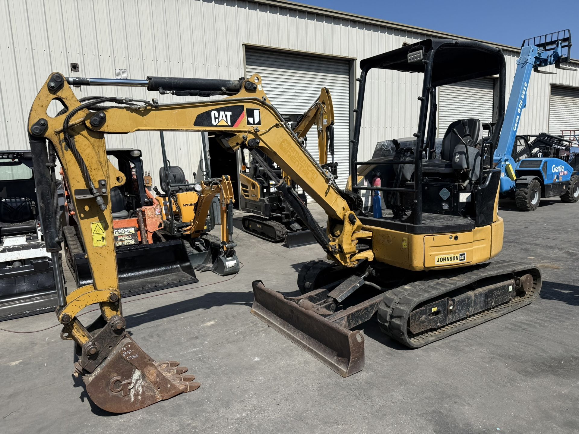2017 Caterpillar 303.5E Mini Excavator 2600 Hours