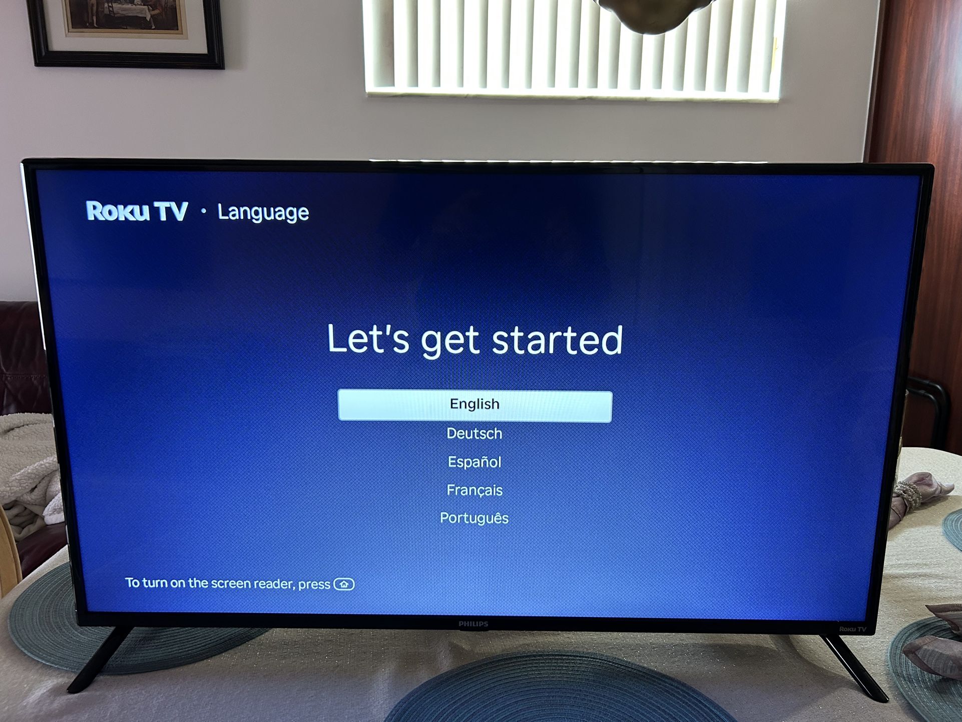 Phillips 40” FHD 1080p Roku Smart LED TV