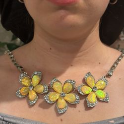 Costume Jewelry Necklace