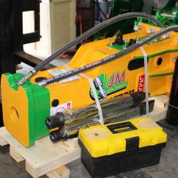 Mini Excavator Caterpillar CAT 307 Hydraulic Hammer Breaker or Similar Machine