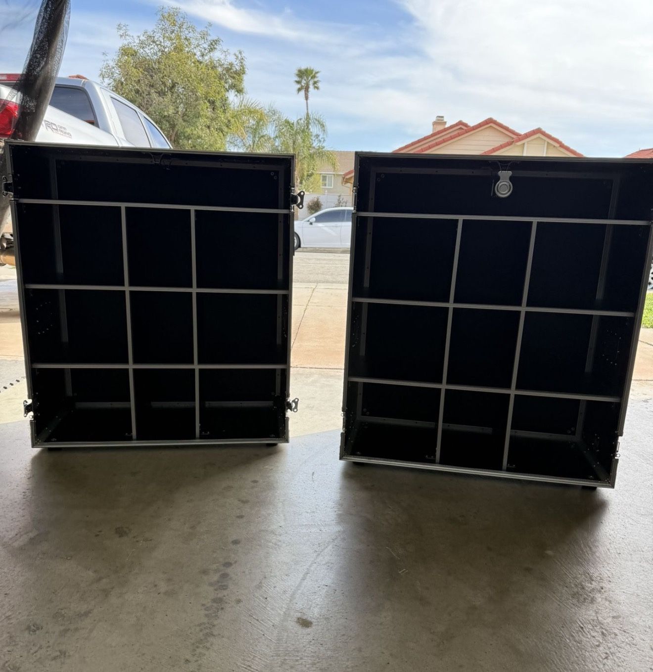 Hard Case - Carry And Display Your Merchandise