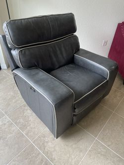Recliner