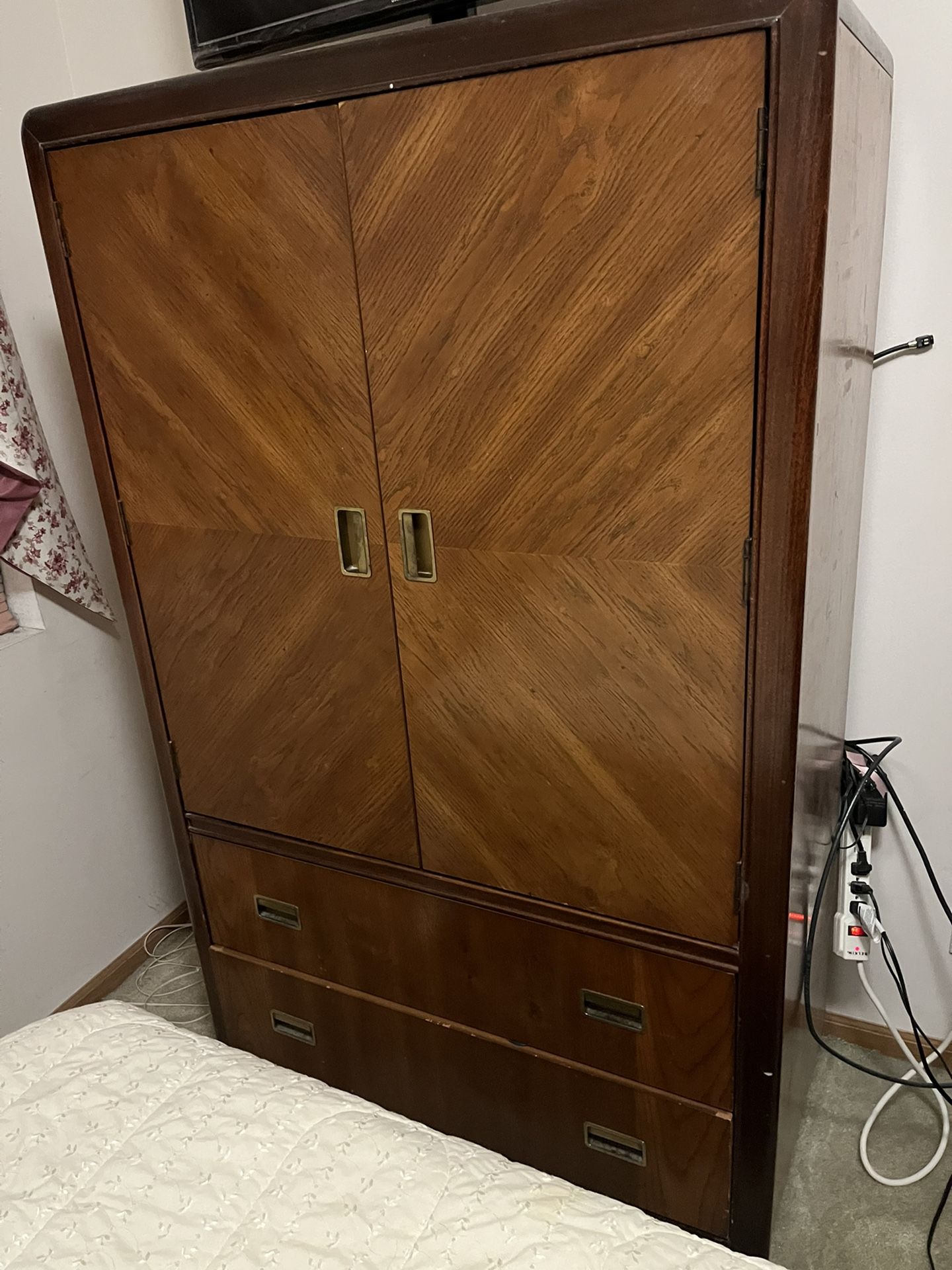Wardrobe cabinet Vintage Armoire 