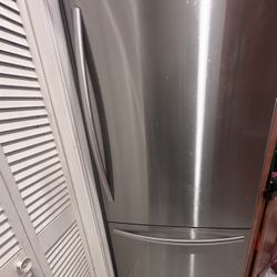 Hisense Stainless Steel Refrigerator 