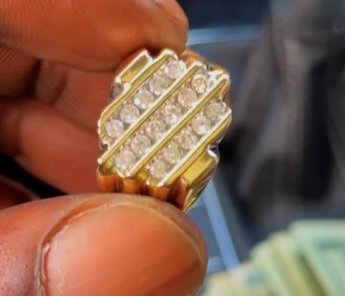 Gold 9 Gram Vs1 Stone 10k