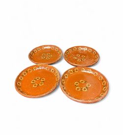 Flower pot plates clay and hand painted