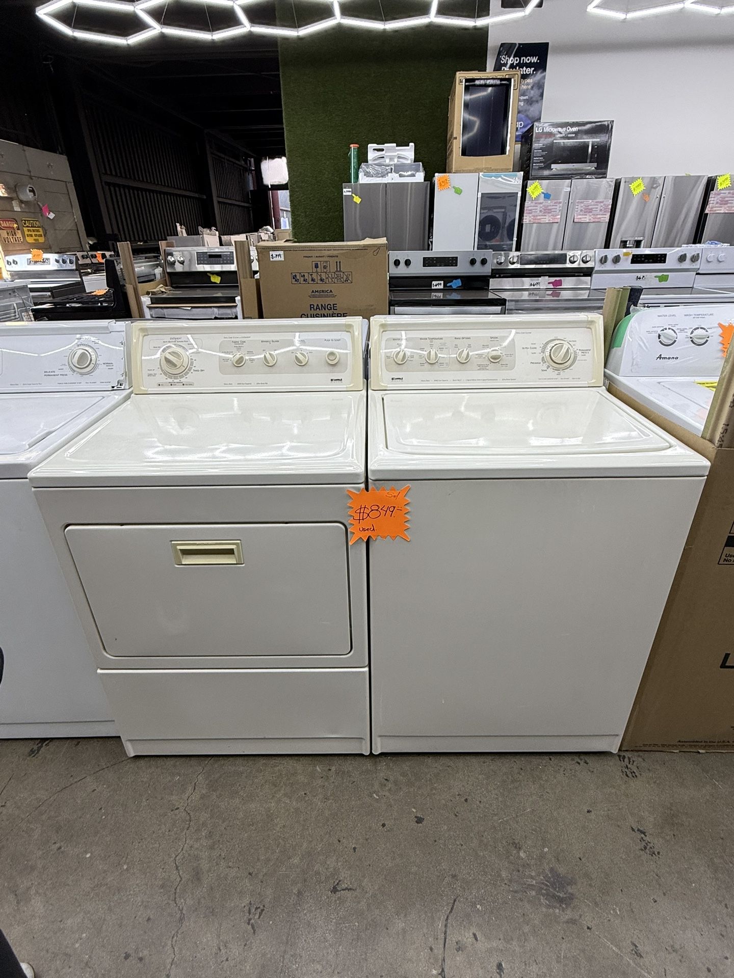 Kenmore top load washer and gas dryer set