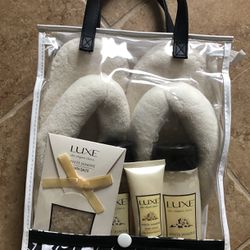 Mother’s Day Shower/ Bath Gift Set
