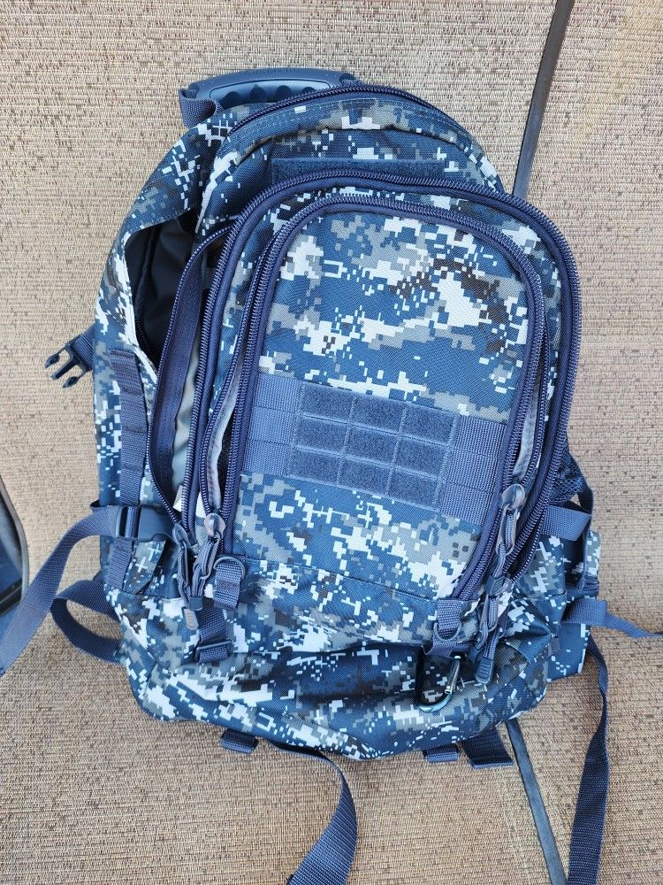 Blue Camo 68L Pack