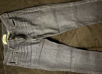 Hollister 30L