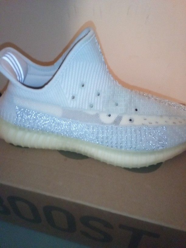 Yezzy's For Sale