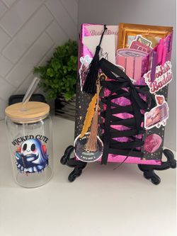 Blind date with a book corset style with cup