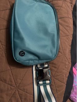 Lulu belt bag 25