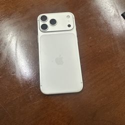 iPhone 17 pro max 512 gb silver (unlocked)