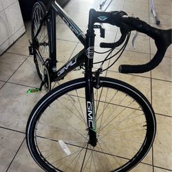 GMC Denali 700c Adult Road Bike 57cm aluminum frame (height 6’2-5’8)