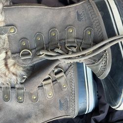 Snow Boots Size 6 