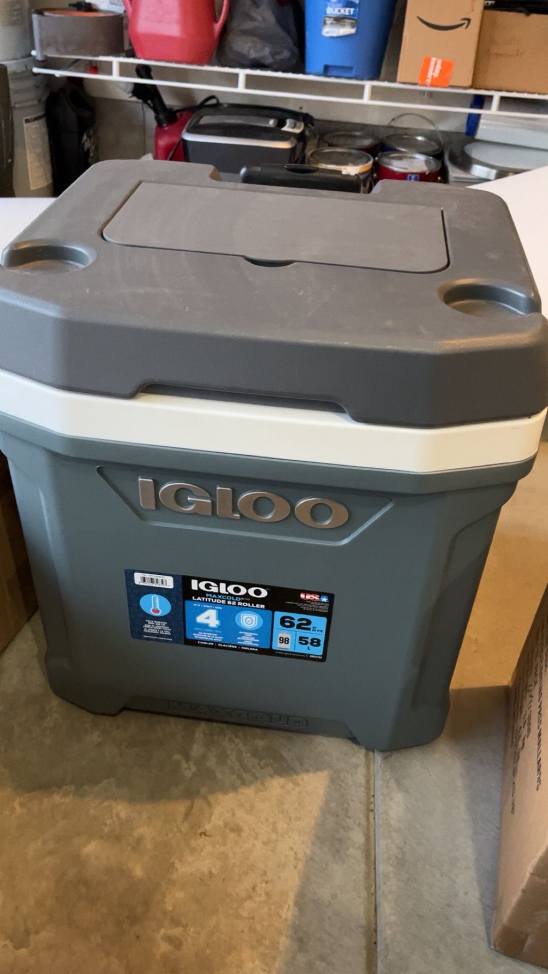 Igloo Roller Cooler - 62 Quart