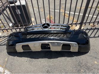 2009-2011 Mercedes Benz ML350 Bumper