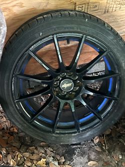MAKE ME AN OFFER!!!  225 45 18 With Rim