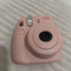 Fujifilm Instax Mini 8 Instant Camera – Pink