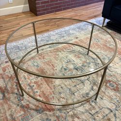 Round coffee table 