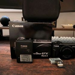 Canon PowerShot G7X Mark II 20.1 MP Camera - Black
