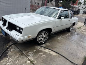83 Oldsmobile cutlass supreme brougham