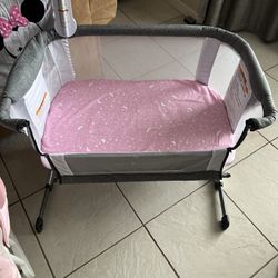 BABY BEDSIDE LIKE NEW