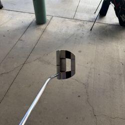 Scotty Cameron Studio Style Fastback Putter