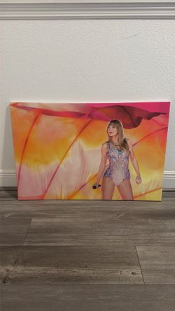 Taylor Swift Canvas 36 x 24