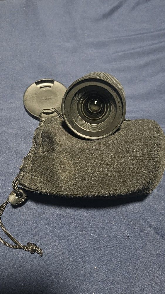 Sigma 16mm f/1.4 Lens Sony E Mount