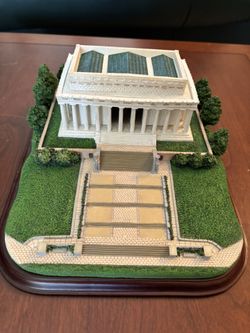 Danbury Mint The Lincoln Memorial